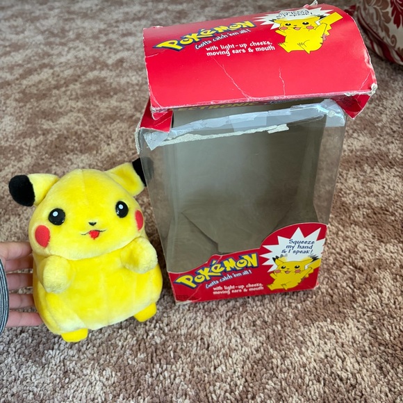 Pokemon Other - Pokemon Electronic "I Choose You Pikachu!" Plushie 1999 Nintendo Hasbro